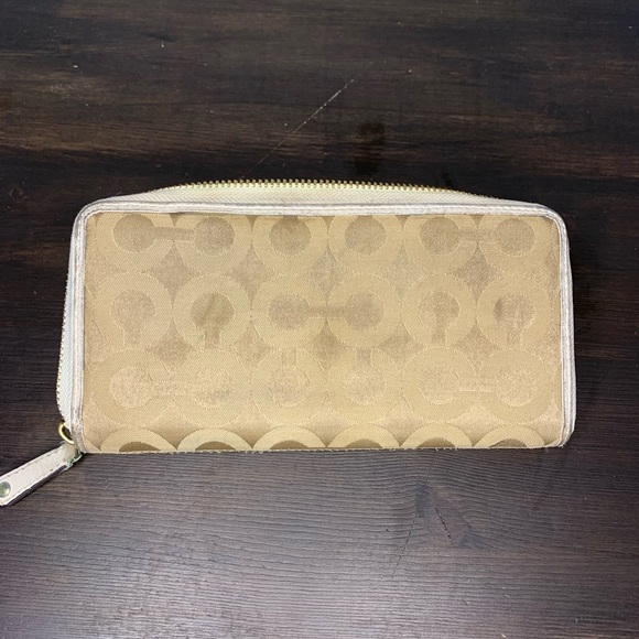 Coach long wallet - Picture 2 of 5